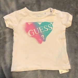 6-9 months guess t-shirt